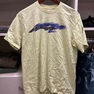 Supreme t-shirt